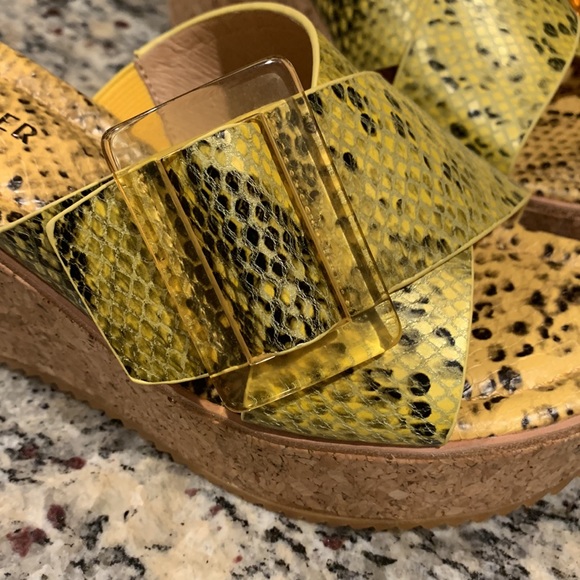 Donald Pliner Wedges - Picture 2 of 9